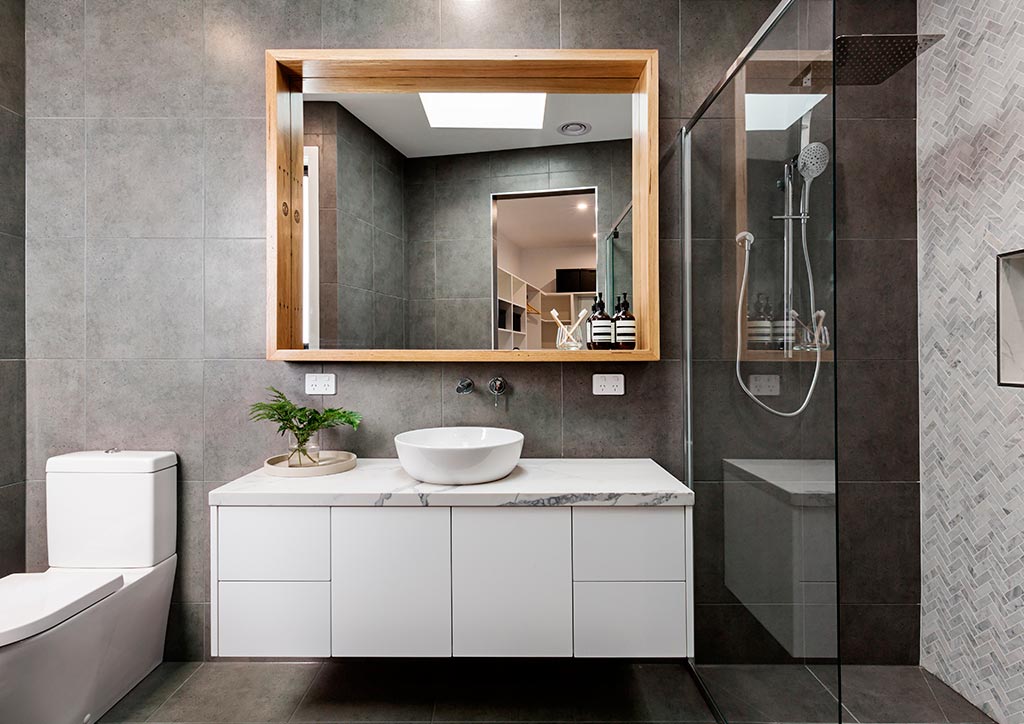 Liempiza de grifería Decor